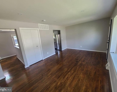 7657 3rd Avenue - Photo Thumbnail 12