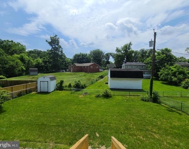 7657 3rd Avenue - Photo Thumbnail 25