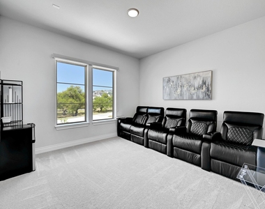 4809 Serene Hills Dr - Photo Thumbnail 25