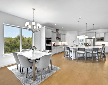 4809 Serene Hills Dr - Photo Thumbnail 6
