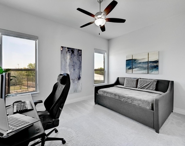 4809 Serene Hills Dr - Photo Thumbnail 19