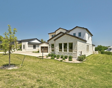 4809 Serene Hills Dr - Photo Thumbnail 2