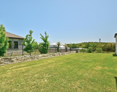 4809 Serene Hills Dr - Photo Thumbnail 33
