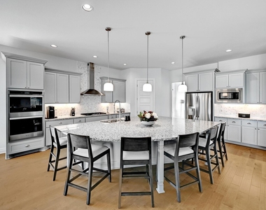 4809 Serene Hills Dr - Photo Thumbnail 7