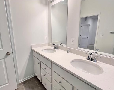357 Andrew Court - Photo Thumbnail 39