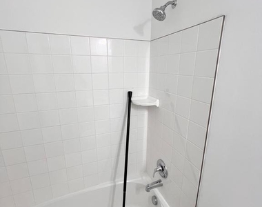 357 Andrew Court - Photo Thumbnail 28