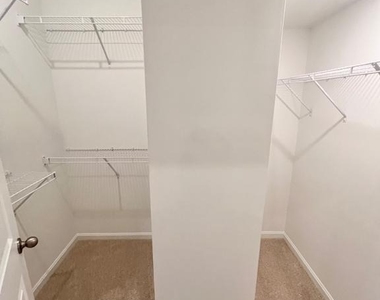 357 Andrew Court - Photo Thumbnail 34