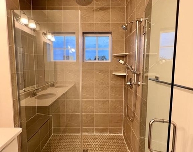 357 Andrew Court - Photo Thumbnail 36