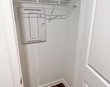 357 Andrew Court - Photo Thumbnail 8