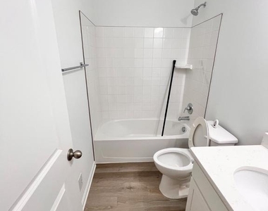 357 Andrew Court - Photo Thumbnail 26
