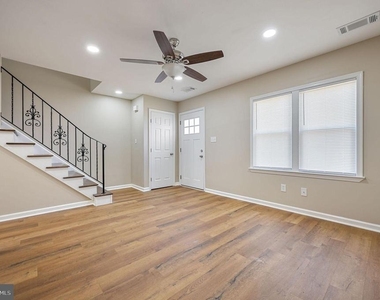 1192 Madison Court - Photo Thumbnail 3