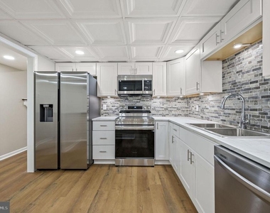 1192 Madison Court - Photo Thumbnail 5
