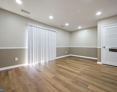 1192 Madison Court - Photo Thumbnail 6