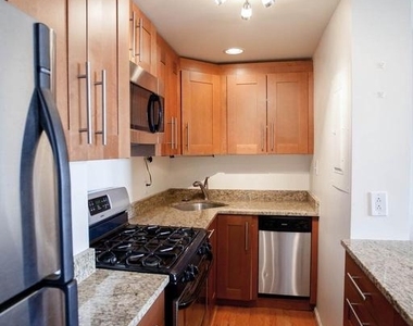 1851 Columbia Road Nw - Photo Thumbnail 6