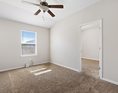 2803 Canteen Creek Way - Photo Thumbnail 18