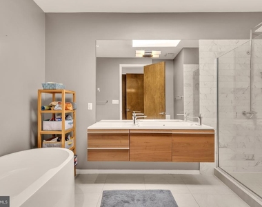 1207 Girard Street Nw - Photo Thumbnail 27