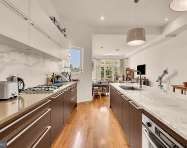 1207 Girard Street Nw - Photo Thumbnail 8