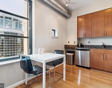 1390 Kenyon Street Nw - Photo Thumbnail 7