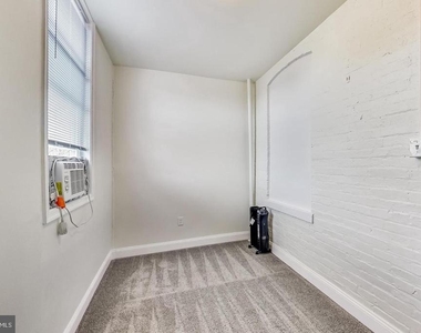 137 R Street Ne - Photo Thumbnail 24