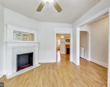 137 R Street Ne - Photo Thumbnail 6