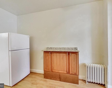 137 R Street Ne - Photo Thumbnail 13