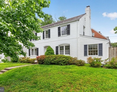 4325 47th Street Nw - Photo Thumbnail 18