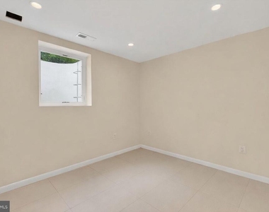 4325 47th Street Nw - Photo Thumbnail 14