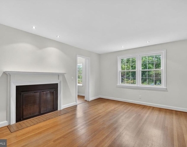 4325 47th Street Nw - Photo Thumbnail 1