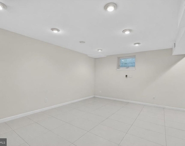 4325 47th Street Nw - Photo Thumbnail 12