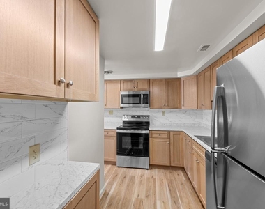 605 H Street Sw - Photo Thumbnail 13