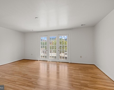 605 H Street Sw - Photo Thumbnail 17