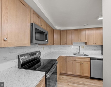 605 H Street Sw - Photo Thumbnail 14