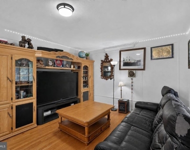 5016 East Capitol Street Ne - Photo Thumbnail 5