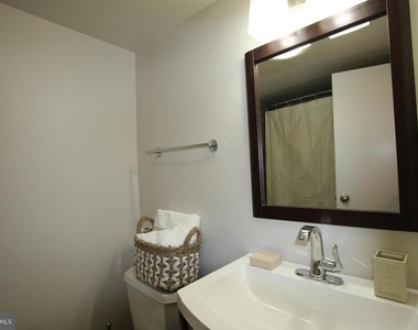 2030 F Street Nw - Photo Thumbnail 11