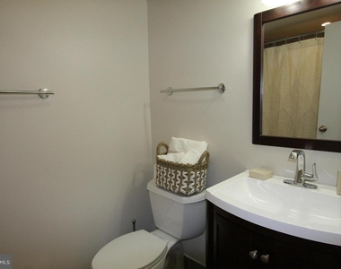 2030 F Street Nw - Photo Thumbnail 9