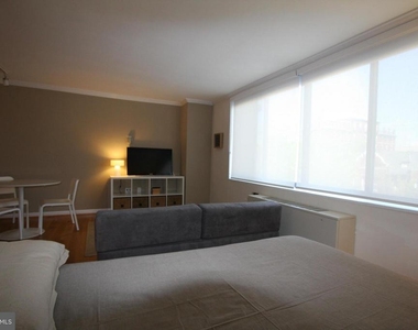 2030 F Street Nw - Photo Thumbnail 6
