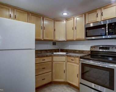 2151 Florida Avenue Nw - Photo Thumbnail 15