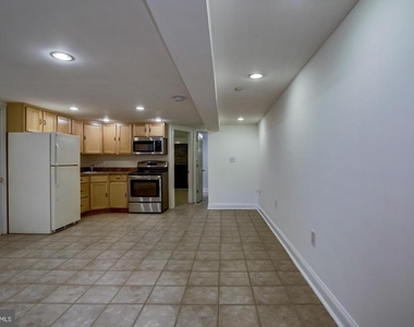 2151 Florida Avenue Nw - Photo Thumbnail 12