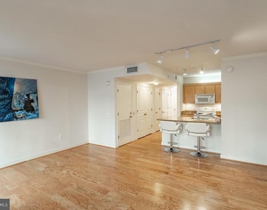 616 E Street Nw - Photo Thumbnail 7