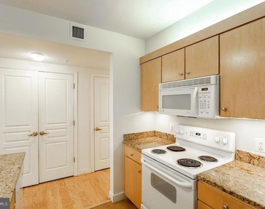 616 E Street Nw - Photo Thumbnail 11