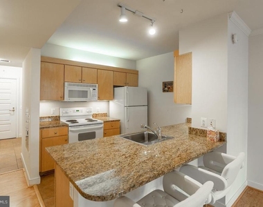 616 E Street Nw - Photo Thumbnail 9