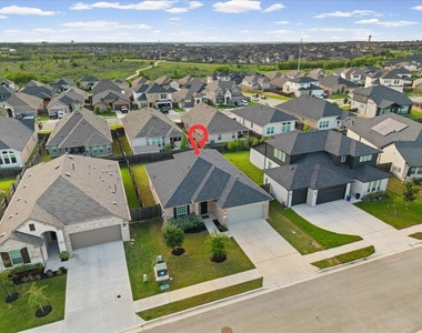168 Ginger St - Photo Thumbnail 26