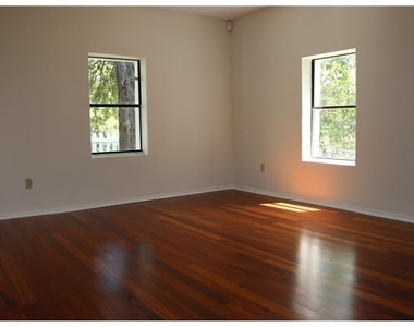 1166 Ridgeway Dr - Photo Thumbnail 1