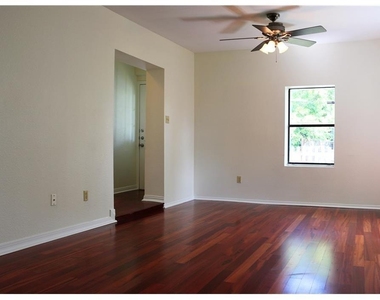 1166 Ridgeway Dr - Photo Thumbnail 2