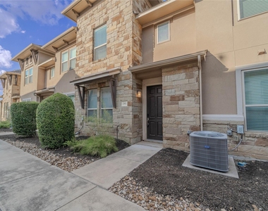 13800 Lyndhurst St - Photo Thumbnail 1
