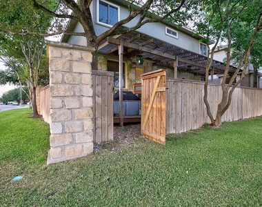 1109 Traci Michelle Dr - Photo Thumbnail 29