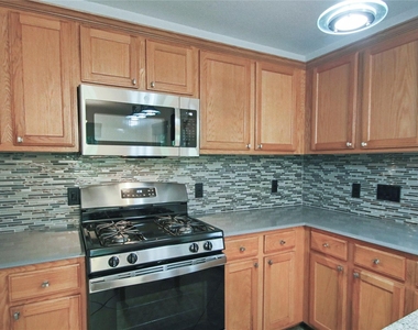 1109 Traci Michelle Dr - Photo Thumbnail 9