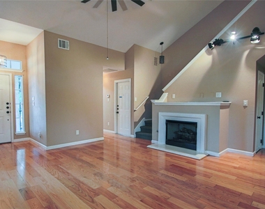 1109 Traci Michelle Dr - Photo Thumbnail 6