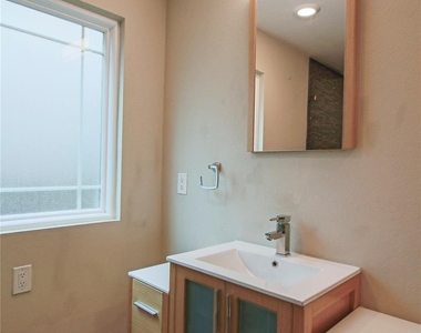 1109 Traci Michelle Dr - Photo Thumbnail 15