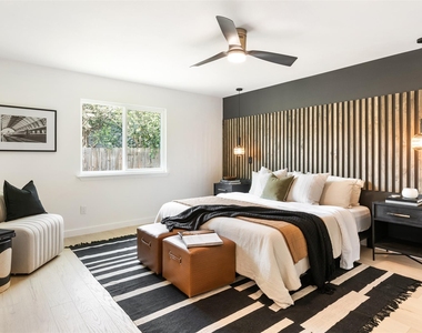 7604 Islander Dr - Photo Thumbnail 24